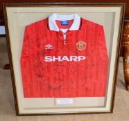 1 x Paul Scholes Framed And Mounted Shirt Signed By The Winning Team 1996 / 97 Season -