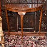 1 x Antique Solid Wood Half Circle Console Table - From A Grade II Listed Hall In Good Condition -