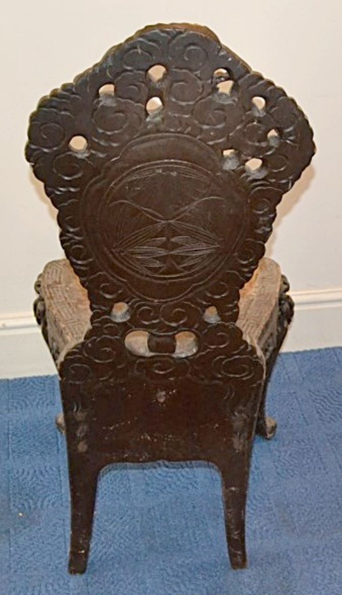 1 x Handcarved Antique Solid Wood Chinese Chair - Featuring Carved Dragons And Inlayed Design On - Image 3 of 6