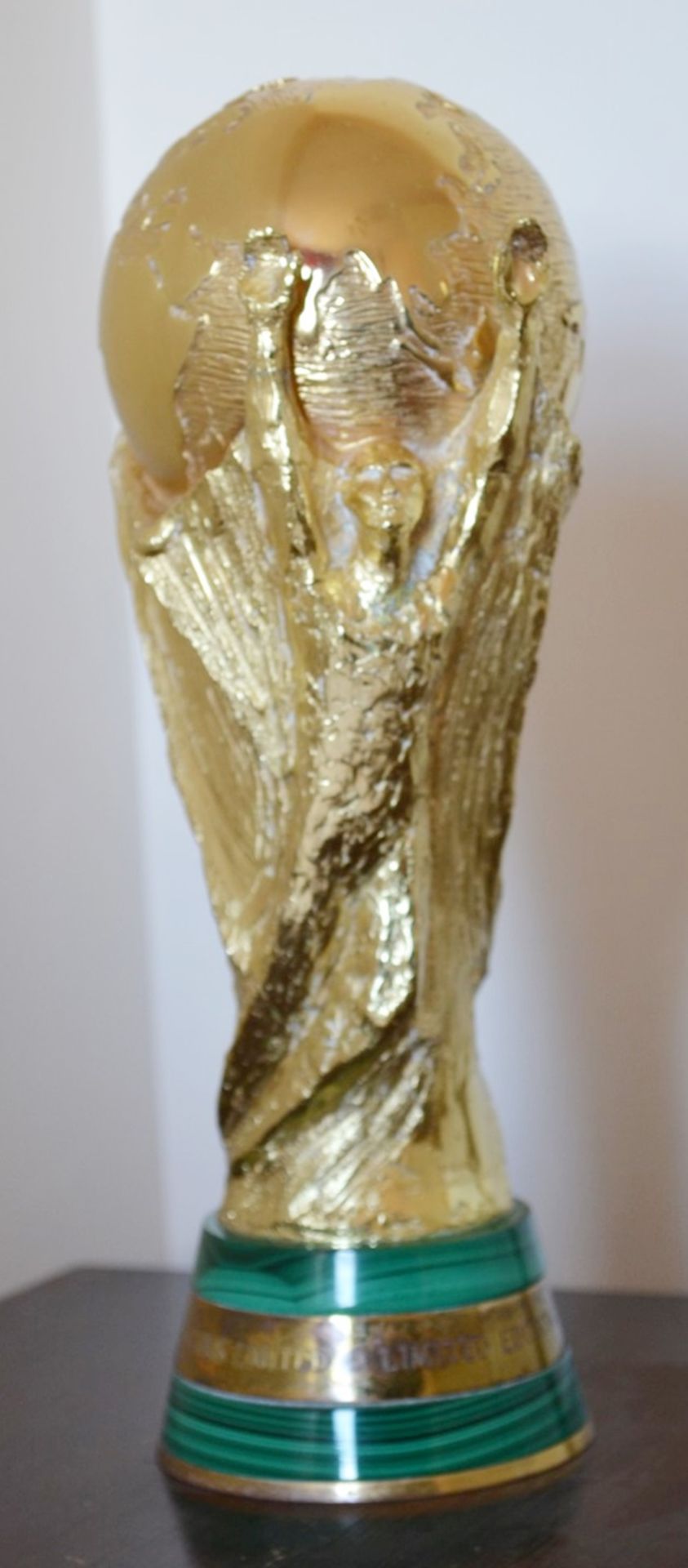 1 x Official World Cup 1:1.3 Scale 27cm Replica By Gerrard & Co. - Gold Plated - No.8 Of Only 10 - Image 12 of 16