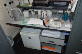 1 x Office Desk and Drawer Pedestal - Light Grey Finish - CL202 - Ref EN045 - Location: Worcester