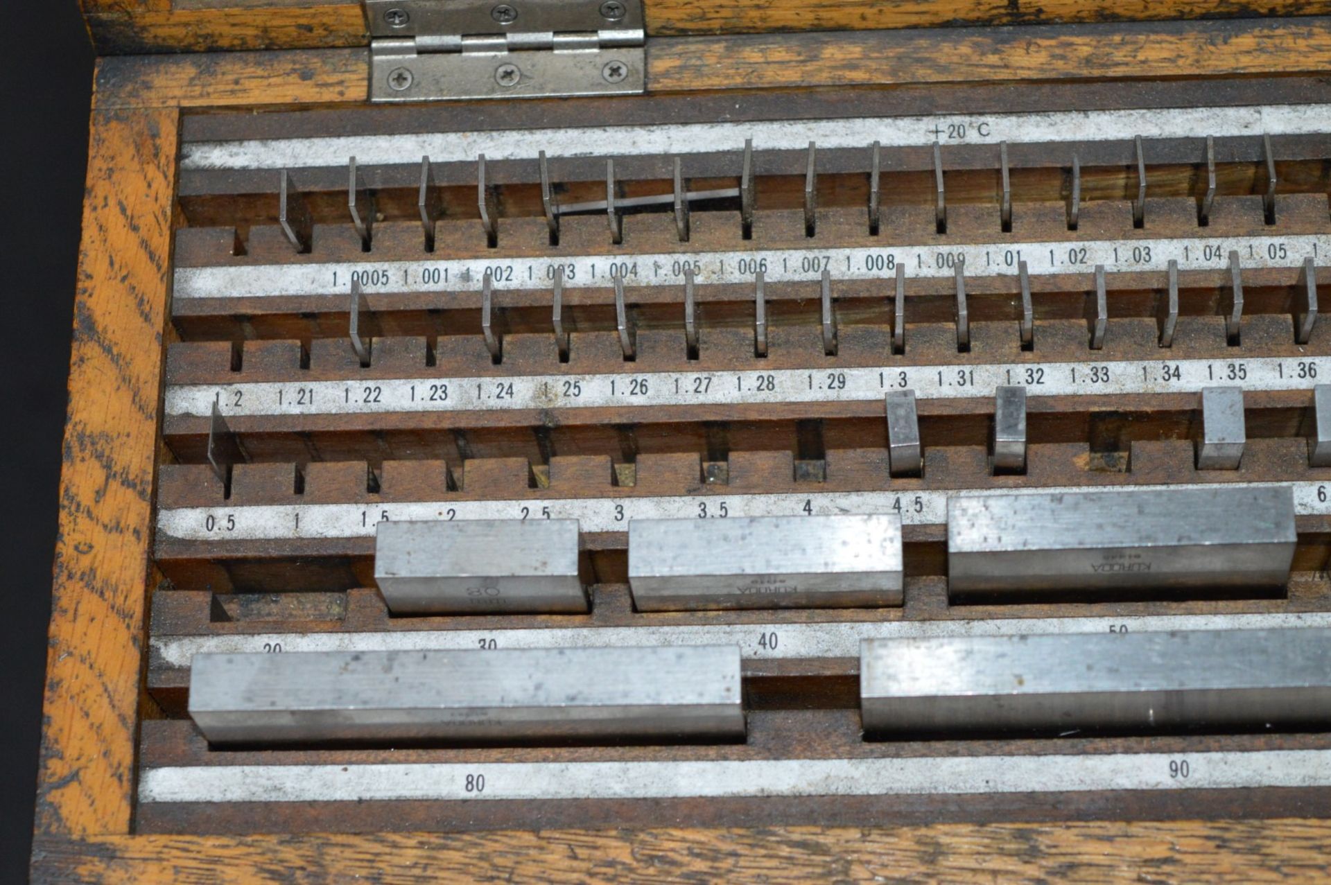 1 x Precise Engineering Gauge Block Set by Kuroda Industries Ltd - Includes 72 Pieces and - Image 2 of 5
