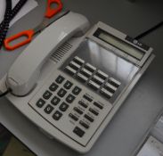 4 x Goldstar / LG Office Telephone Handsets - CL202 - Location: Worcester WR14