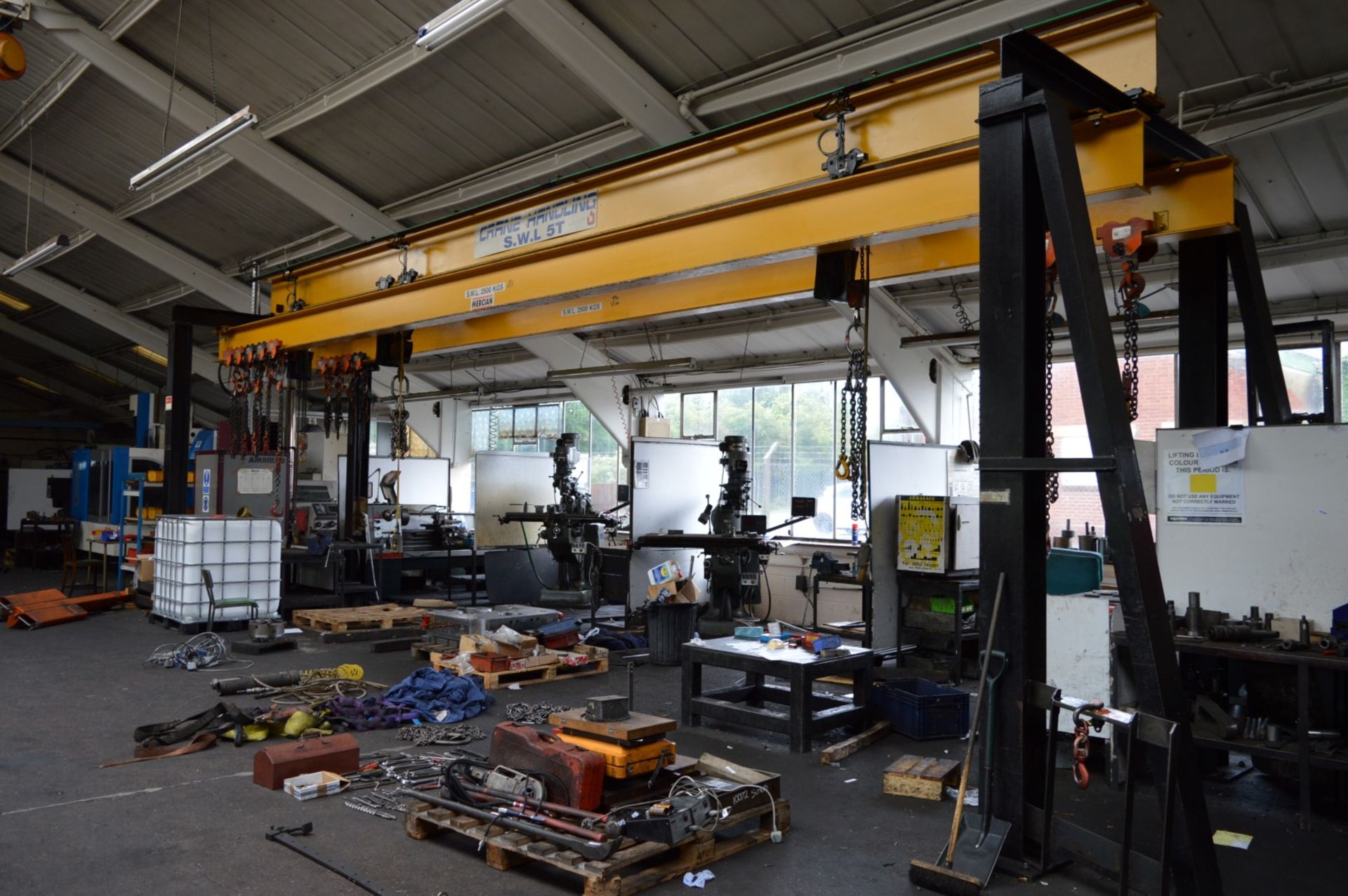 1 x Mercian Dual Rail Overhead Crane - 5 Ton Combined SWL - Fitted With Twelve Masterlift Type - Image 2 of 21