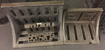 3 x Various Sized ANGLE PLATES