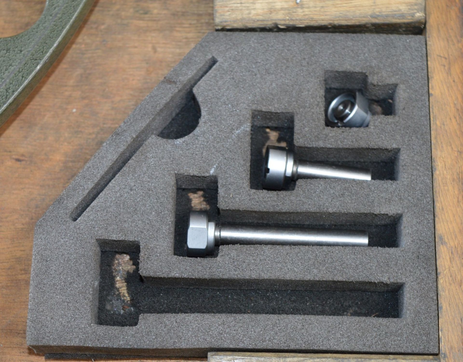 1 x Mitutoyo Outside Micrometer - Includes Presentation Case and Accessories as Pictured - Made in - Image 3 of 5
