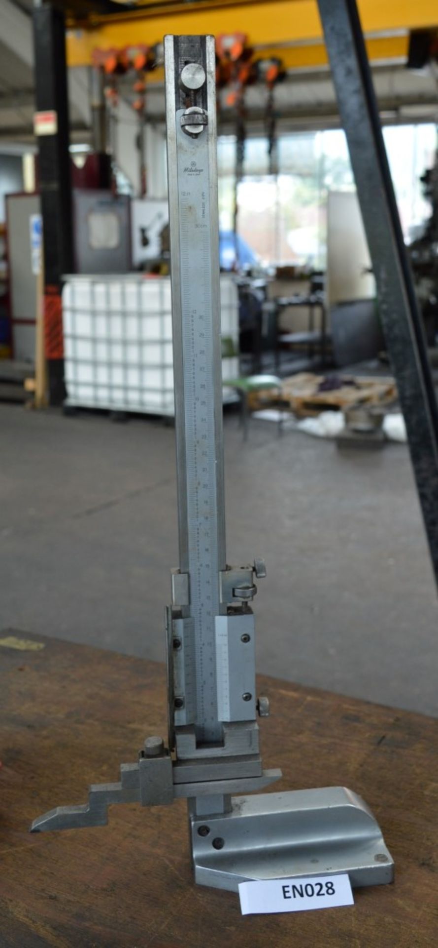 1 x Mitutoyo Vernier Height Gauge - 300mm / 12 Inch - Made in Japan - CL202 - Ref EN028 - - Image 2 of 5