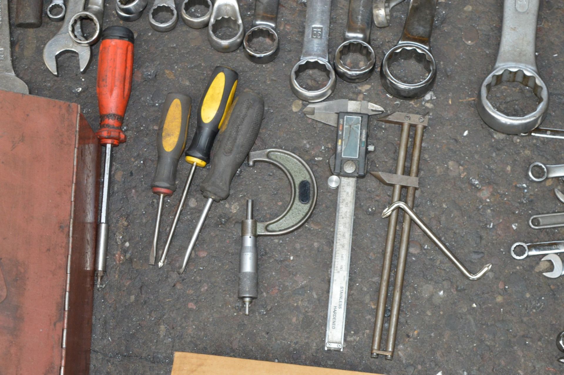 1 x Assorted Collection of Various Tools - Includes Approx 150 Pieces - Spanners, Allen Keys, - Image 5 of 8