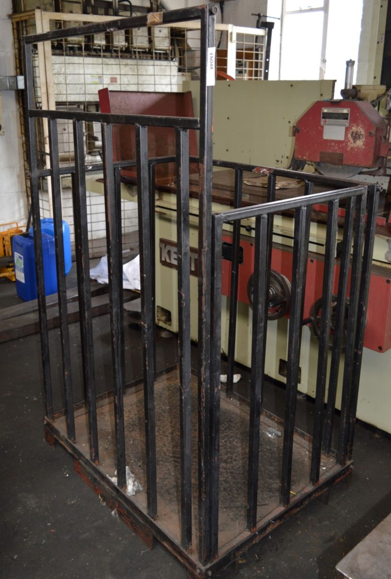 1 x Forklift Truck Safety Cage - Dimensions to Follow - CL202 - Ref EN048 - Location: Worcester