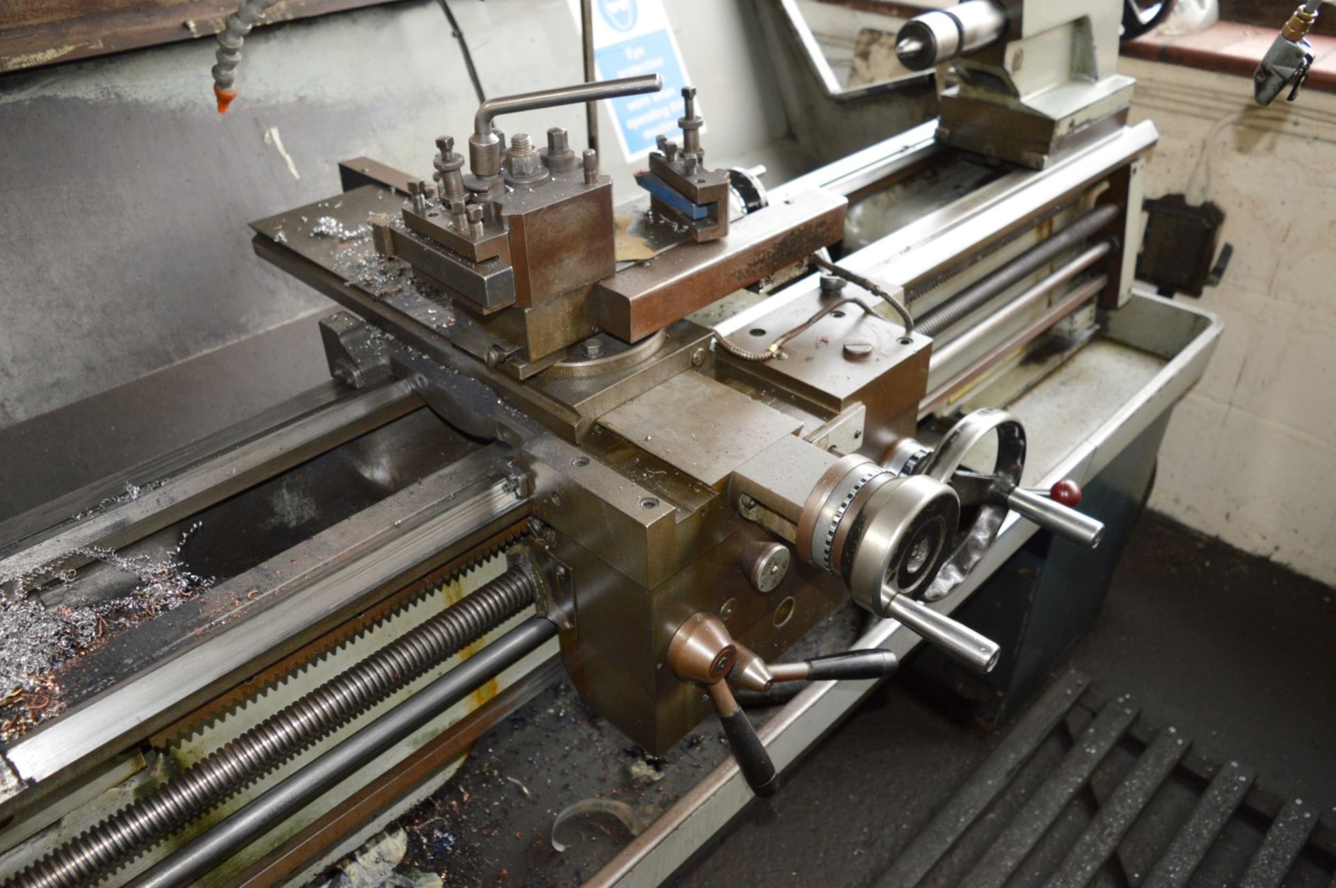 1 x Colchester Triumph 2000 Lathe With Wizard Twincount Digital Readout - Location: Worcester WR14 - Image 3 of 7