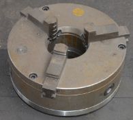 1 x Jaw Chuck - CL202 - Ref EN142 - Location: Worcester WR14