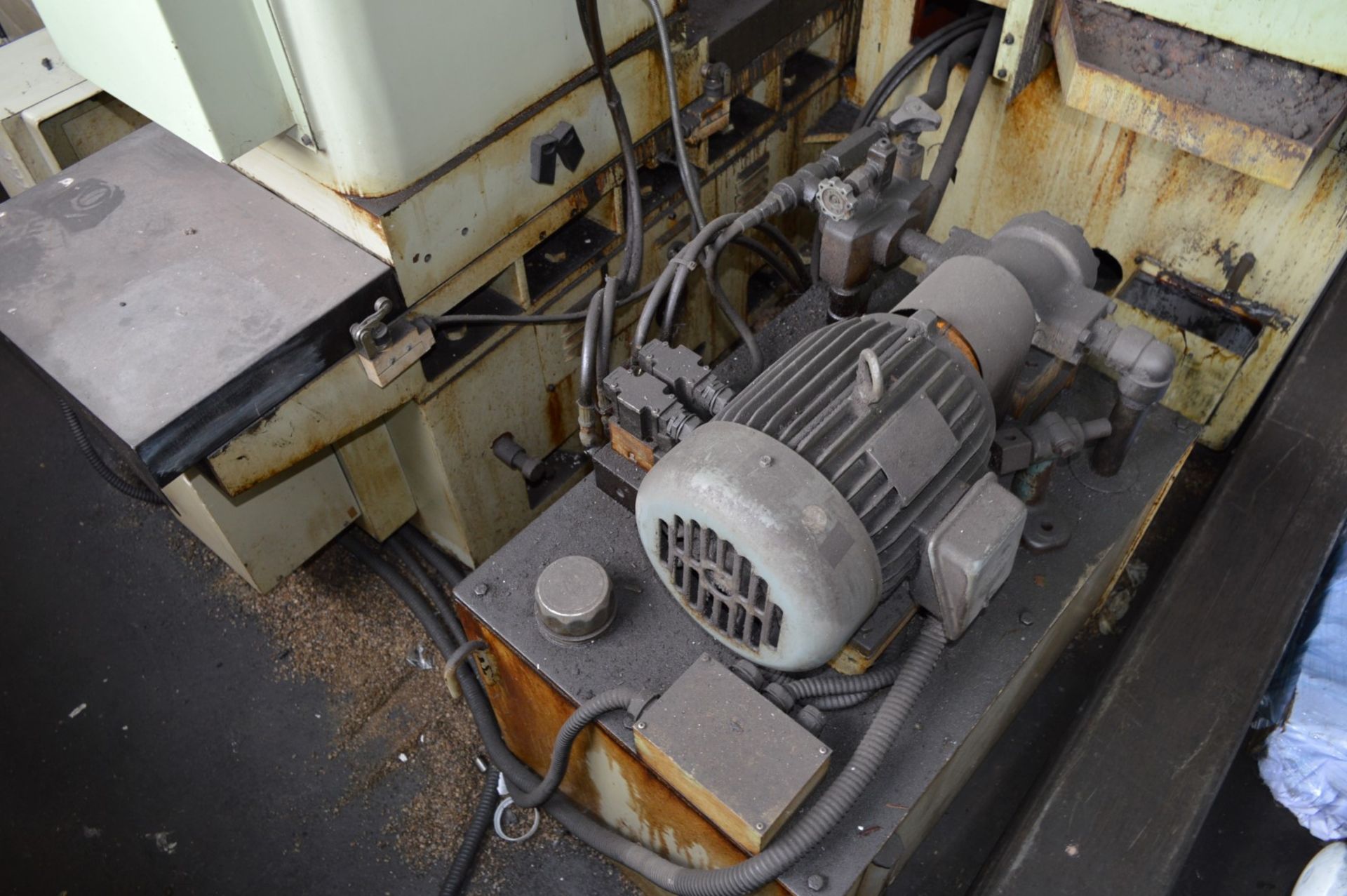 1 x KENT KGS-510AHD Surface Grinder - Location: Worcester WR14 - Image 10 of 13