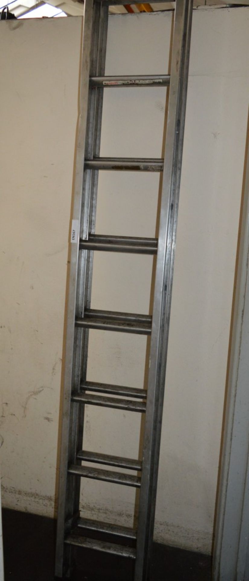 1 x Set of Starmaster DIY 2.59m Extendable Ladders - Extended Length 4.48M - CL202 - Ref EN030 -