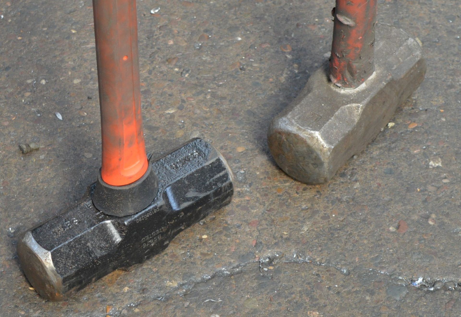 2 x Double Faced 14lb Sledge Hammers - CL202 - Ref EN036 - Location: Worcester WR14 - Image 3 of 3