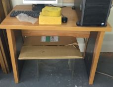 1 x Wooden Table - Great Size For Computer Desk - CL171 - Location: London, N4