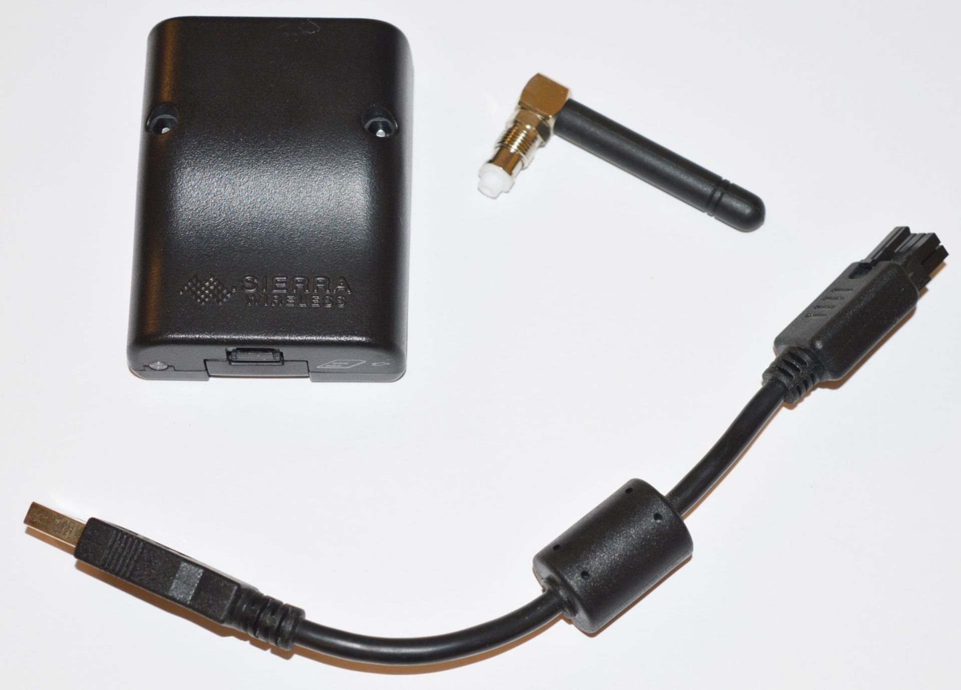 1 x Sierra Wireless Airlink GL6110 USB Programmable Modem - Offers Immediate Connectibityto GSM/GPRS