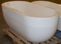 1 x San Marlo Designer Freestanding Bath - 1680mm - CL022 - Location: Bolton BL1 - Please note