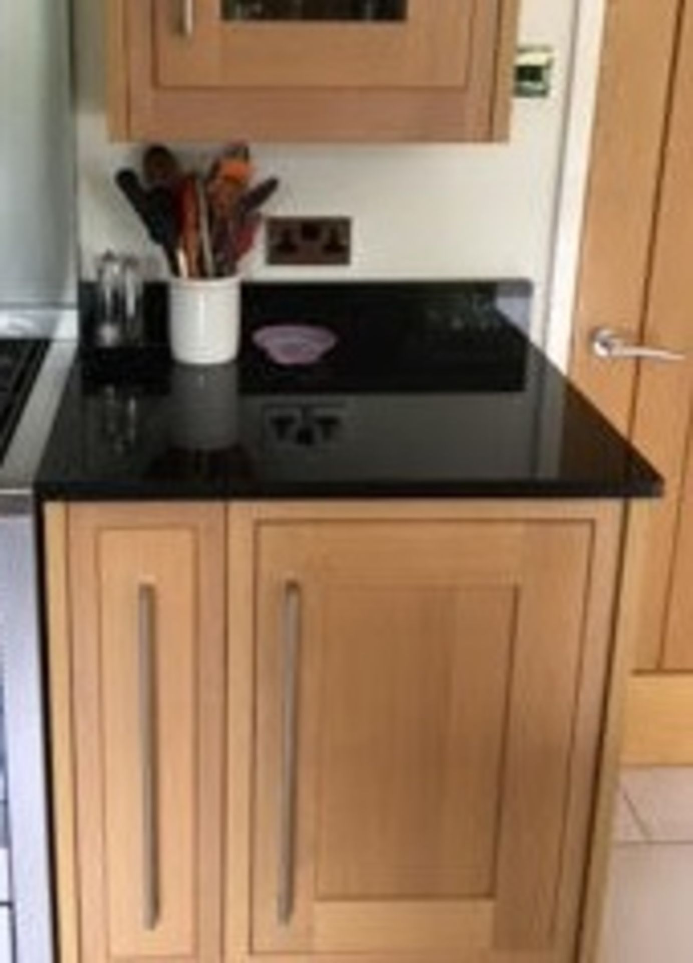 1 x Bespoke Solid Wood Fitted Kitchen With Granite Worktops - Pre-owned In Good Condtion - CL172 - - Image 21 of 22