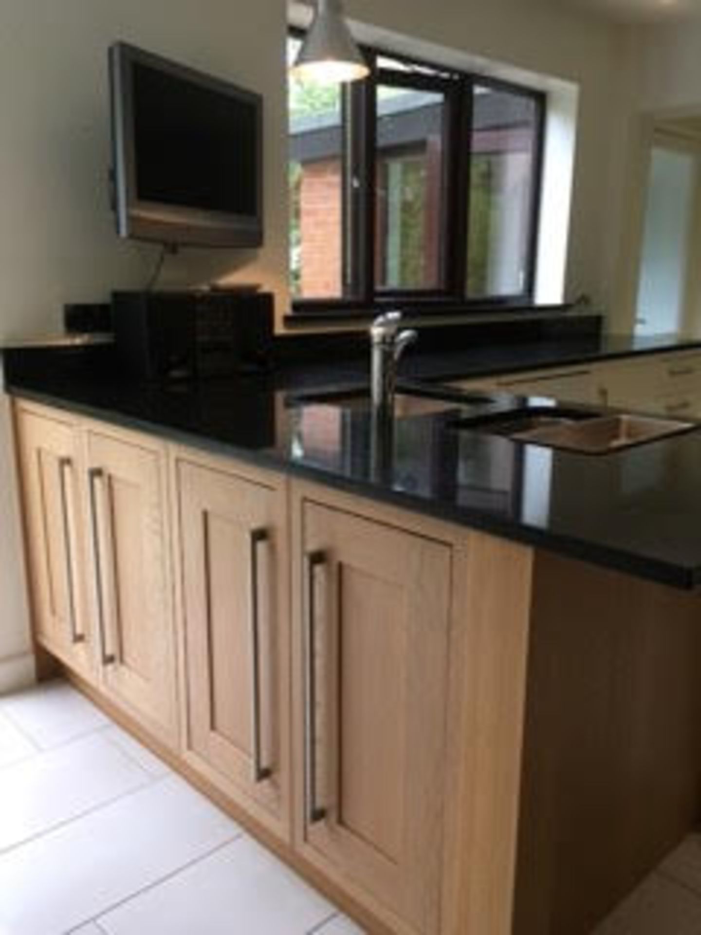 1 x Bespoke Solid Wood Fitted Kitchen With Granite Worktops - Pre-owned In Good Condtion - CL172 - - Image 13 of 22