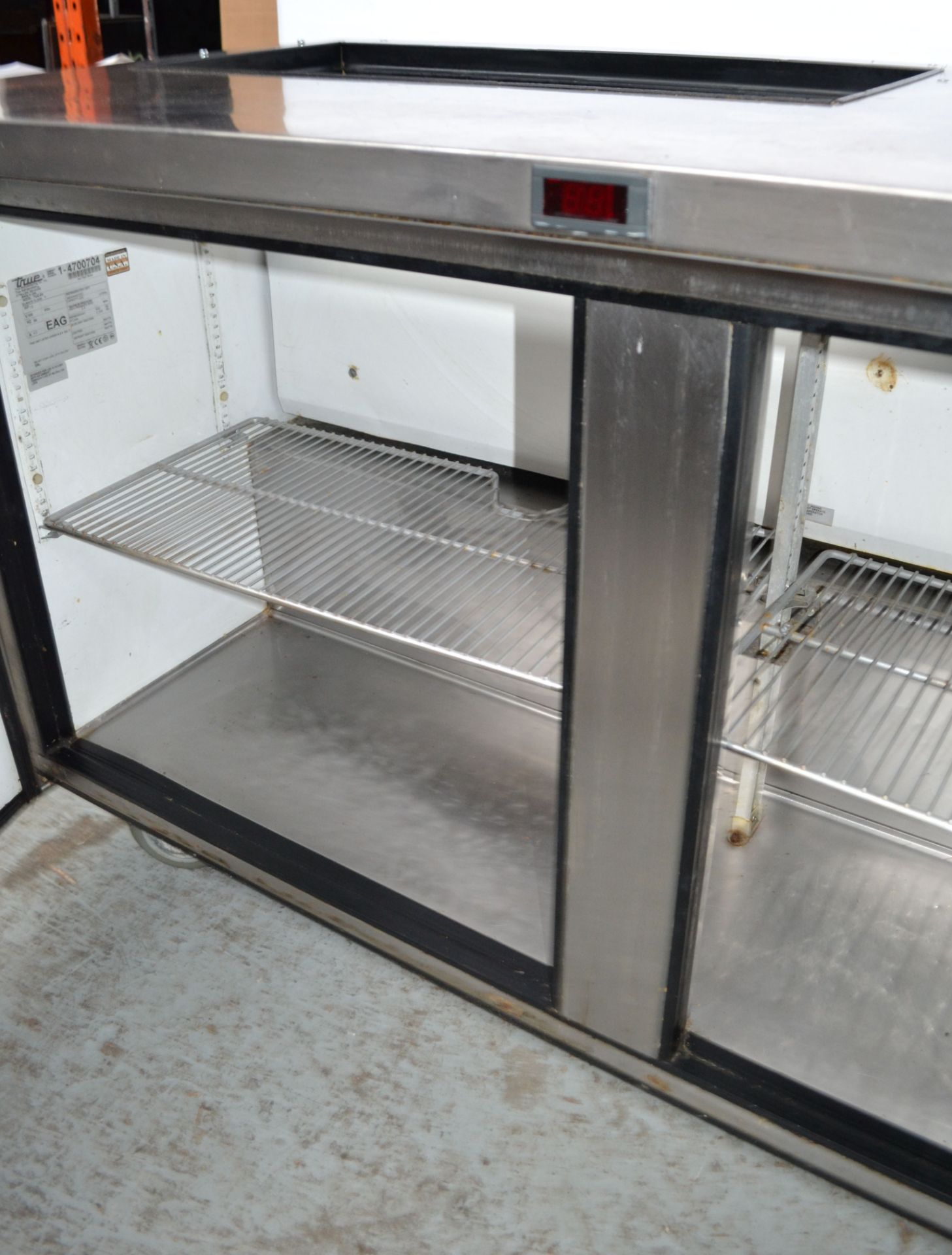 1 x TRUE TUC-60 60" Wheeled Undercounter Refrigerator - Ref NCE006 - CL007 - Location: Altrincham WA - Image 10 of 14