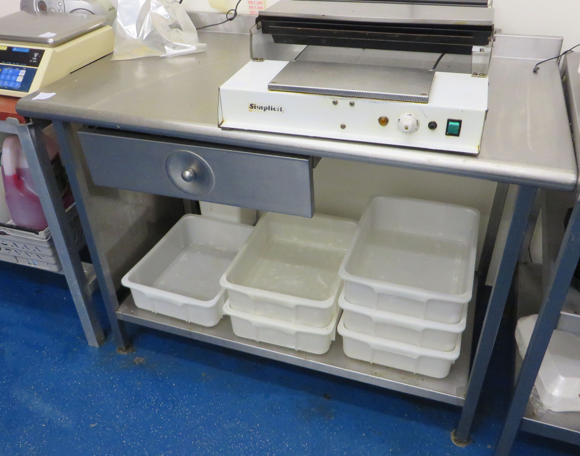 1 x Metal Work Table with Drawer - Ref: 024 - CL173 - Location: Altrincham WA15Dimensions: 1