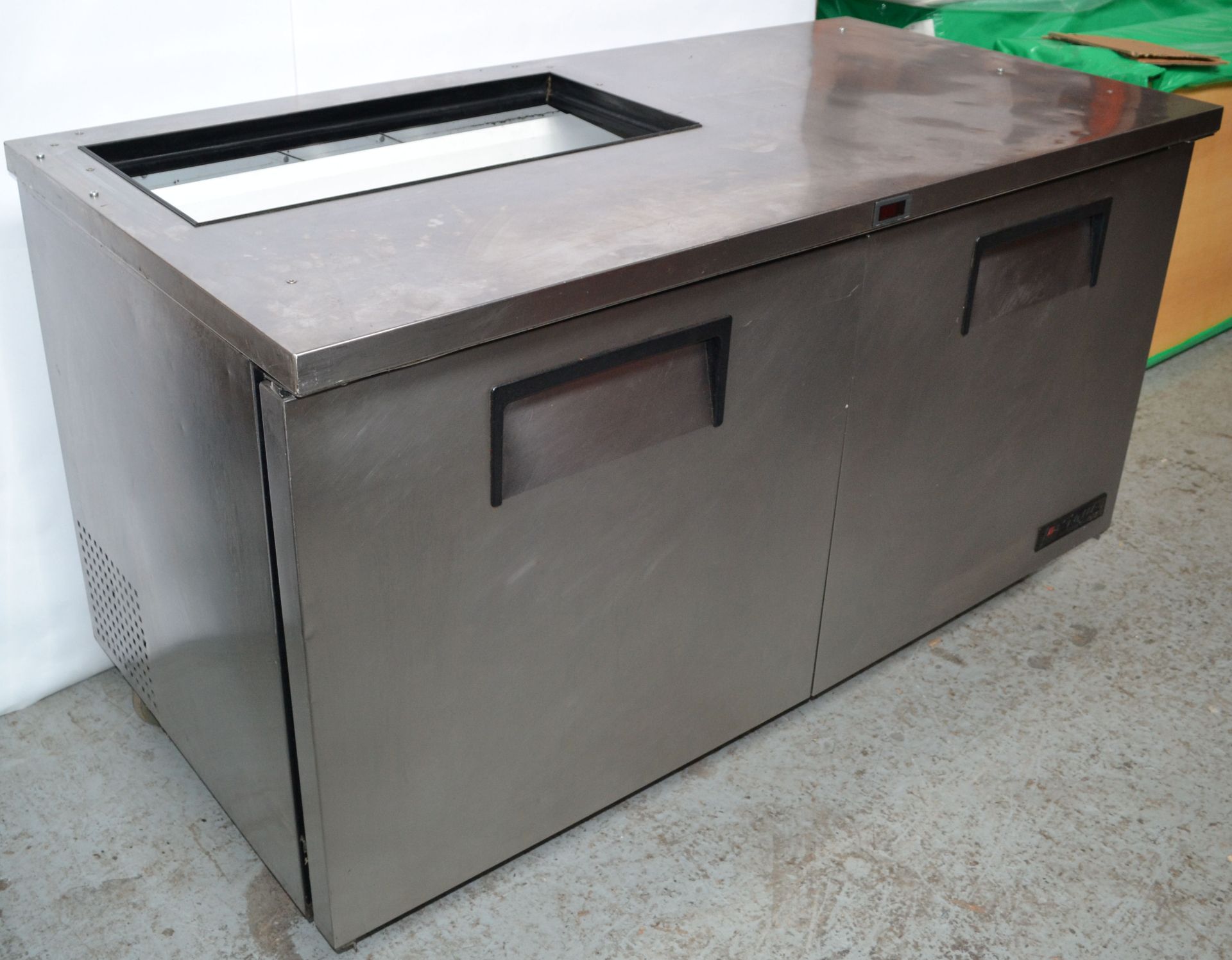 1 x TRUE TUC-60 60" Wheeled Undercounter Refrigerator - Ref NCE006 - CL007 - Location: Altrincham WA