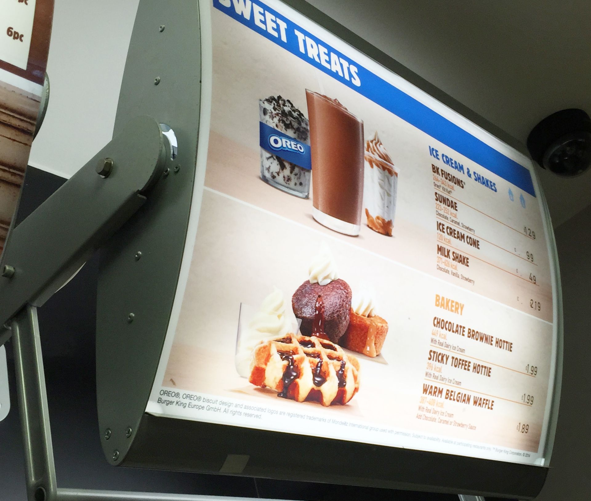 1 x Wall Mounted Curved Rotating Menu Light Box - H60 x W68cm - Ideal For Fast Food Restaurants - CL