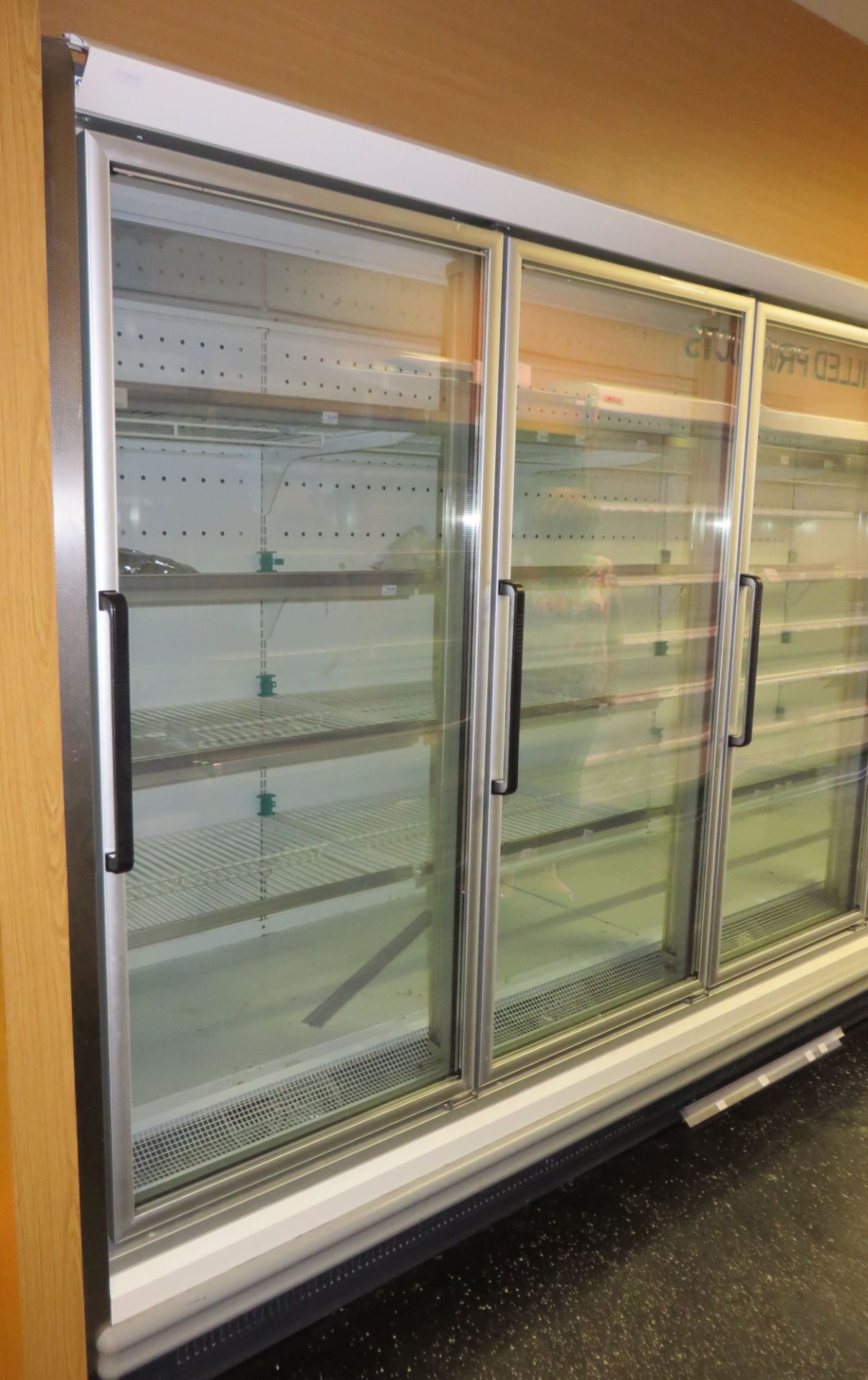 1 x Arneg Portuguesa Brema 5 4P AL205/312 SE 23050 4-Door Vertical Glass Door Freezer - Ref: 04 - CL - Image 4 of 7