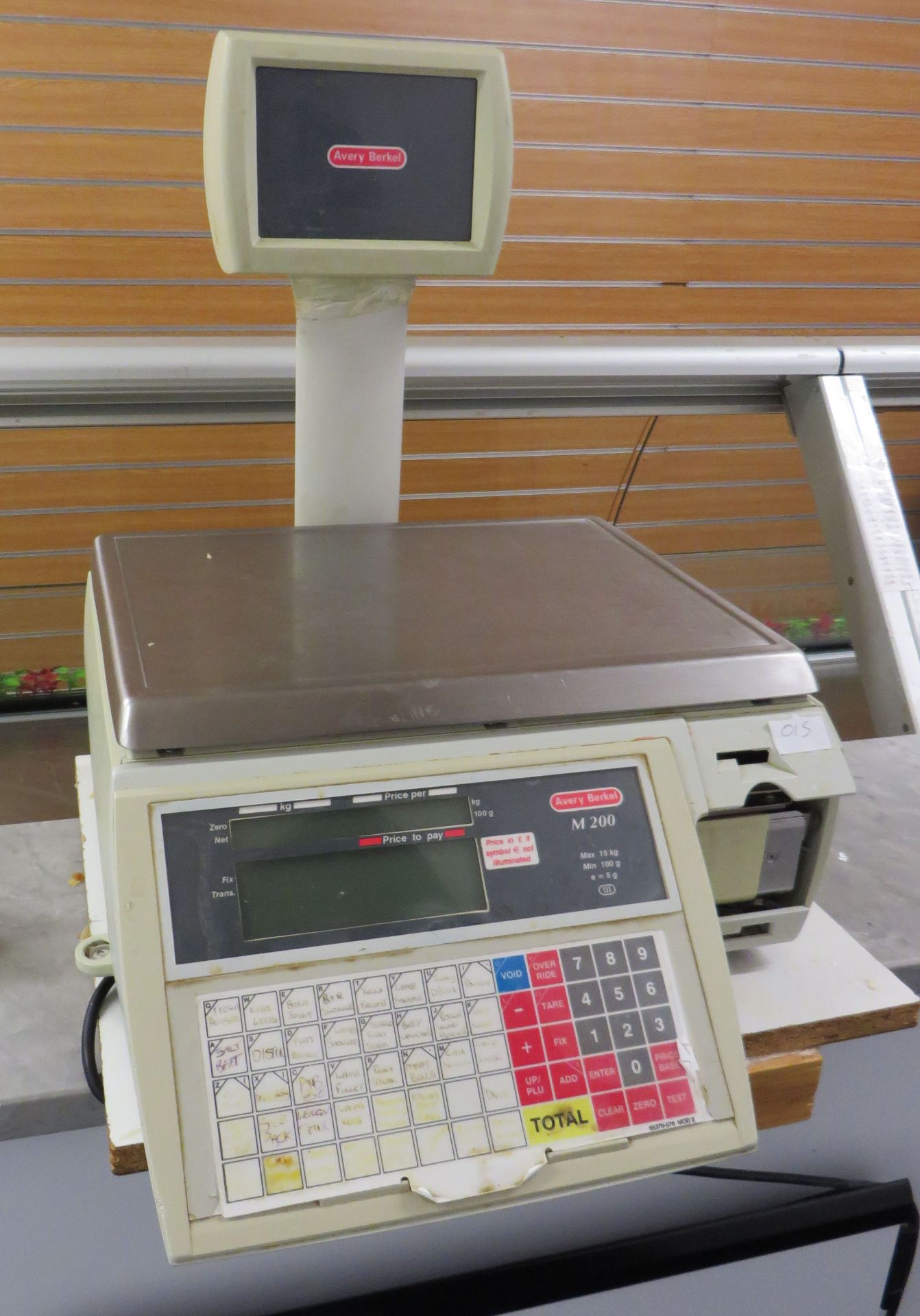 1 x Avery Berkel M200 Retail System Scale - Ref: 015 - CL173 - Location: Altrincham WA15 It - Image 2 of 5