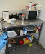 Contents of Table (Table NOT Included) - Microwave, Kettle, Radio and more - CL173 - Location: Altri