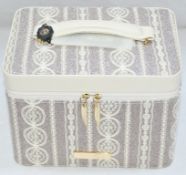 1 x "AB Collezioni" Italian Designer Luxury Zipped Vanity Kit In Separate Wallet (31481B) - Ref