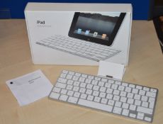 1 x Apple Ipad Keyboard Dock - Boxed With Instructions - Model A1359 - CL007 - Ref SC037 - Location: