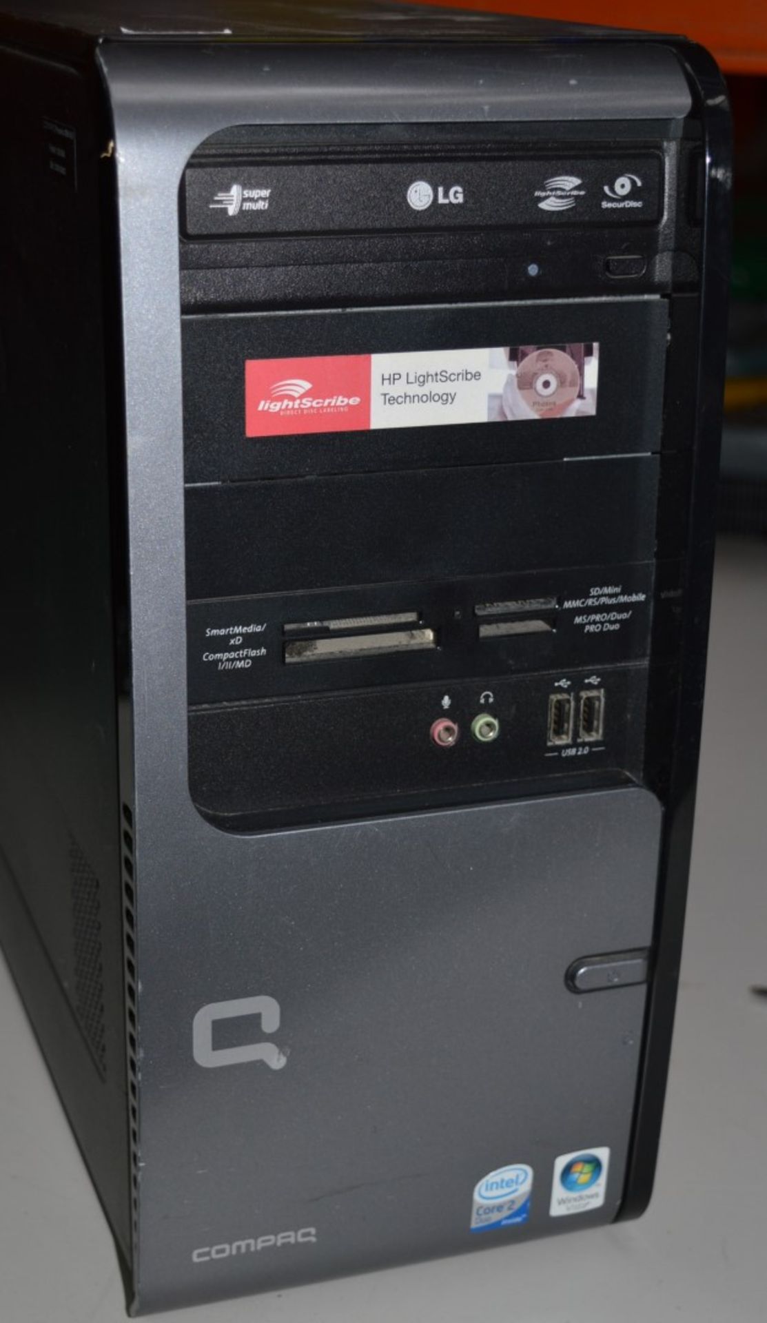 1 x Compaq Desktop Computer - Features Intel Core2 2.4ghz Processor, 2gb HyperX Ram, DVD Rewriter, - Image 3 of 3