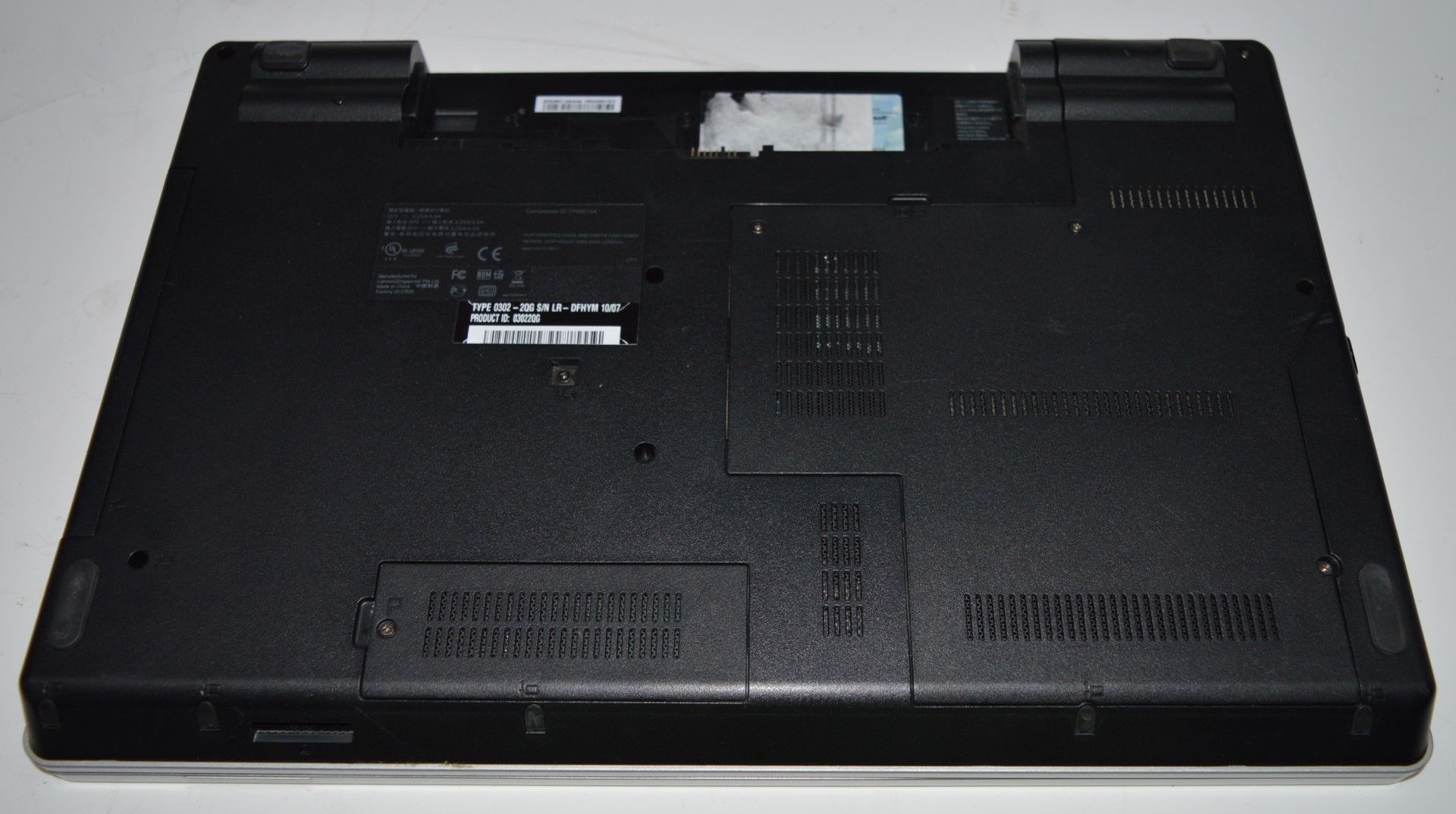 1 x Lenovo Thinkpad Edge Laptop Computer - 15.4 Inch Screen - AMD Athlon II P320 Dual Core Processor - Image 5 of 6