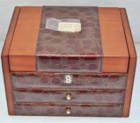 1 x "AB Collezioni" Italian Genuine Leather-Bound Deluxe Jewellery Box (WC119M) - Ref LT000 –