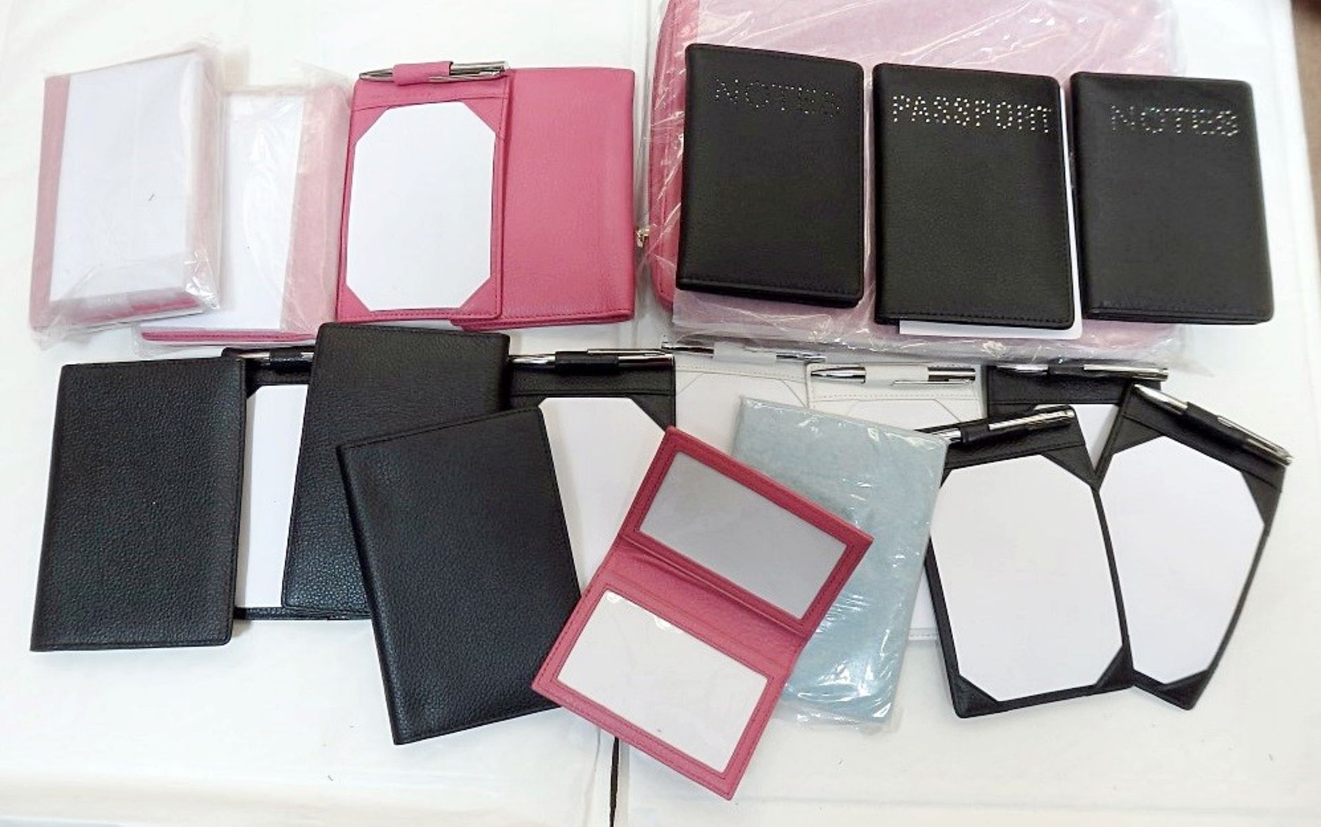 **Mixed Lot** 20 x Assorted Fine Leather Gift Items From ICE LONDON - Includes A Great Selection