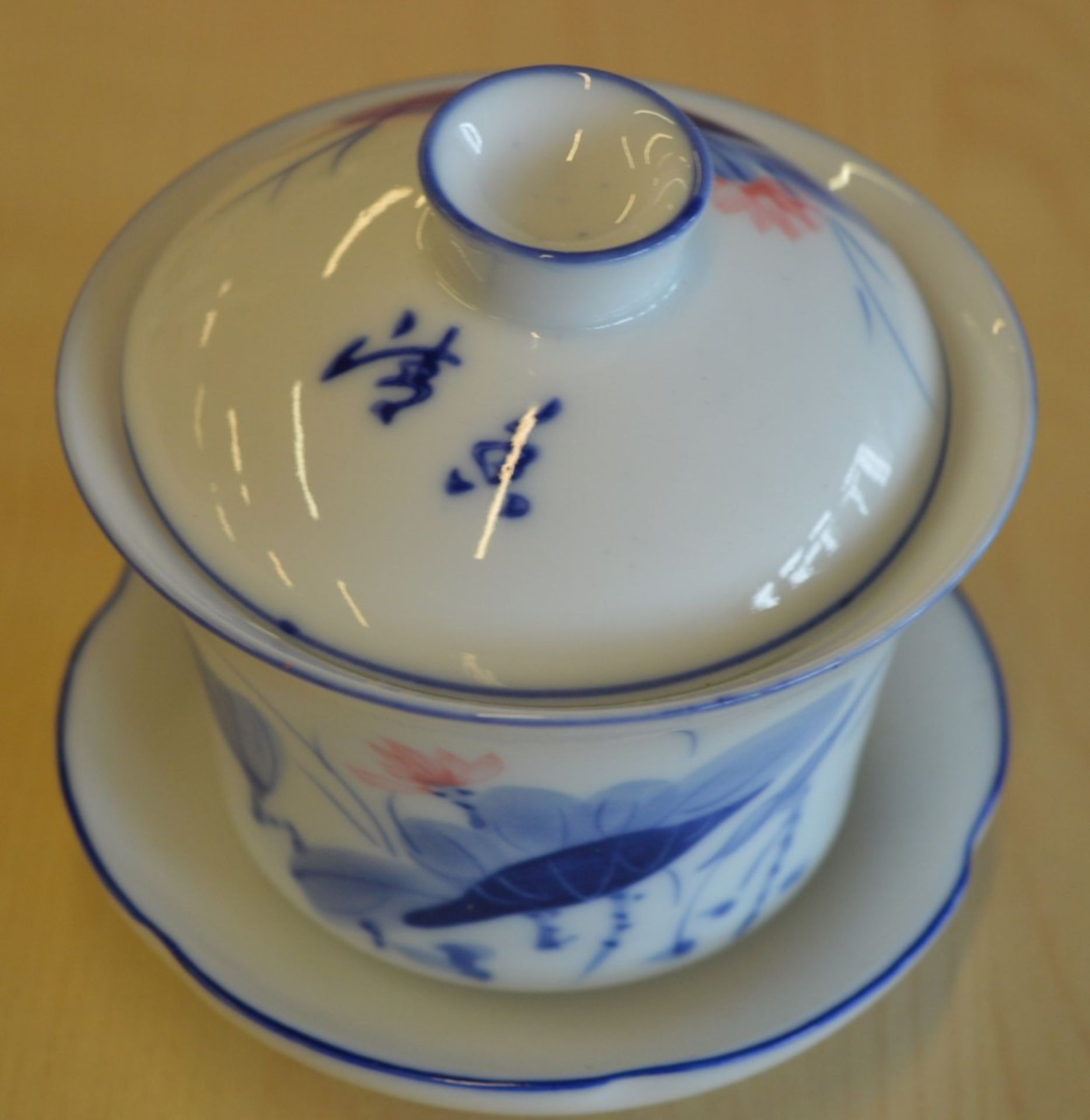 20 x Oriental Cups With Saucers and Lids - Elegant Porcelain Cups / Pots With Fitted Lid and - Image 5 of 6