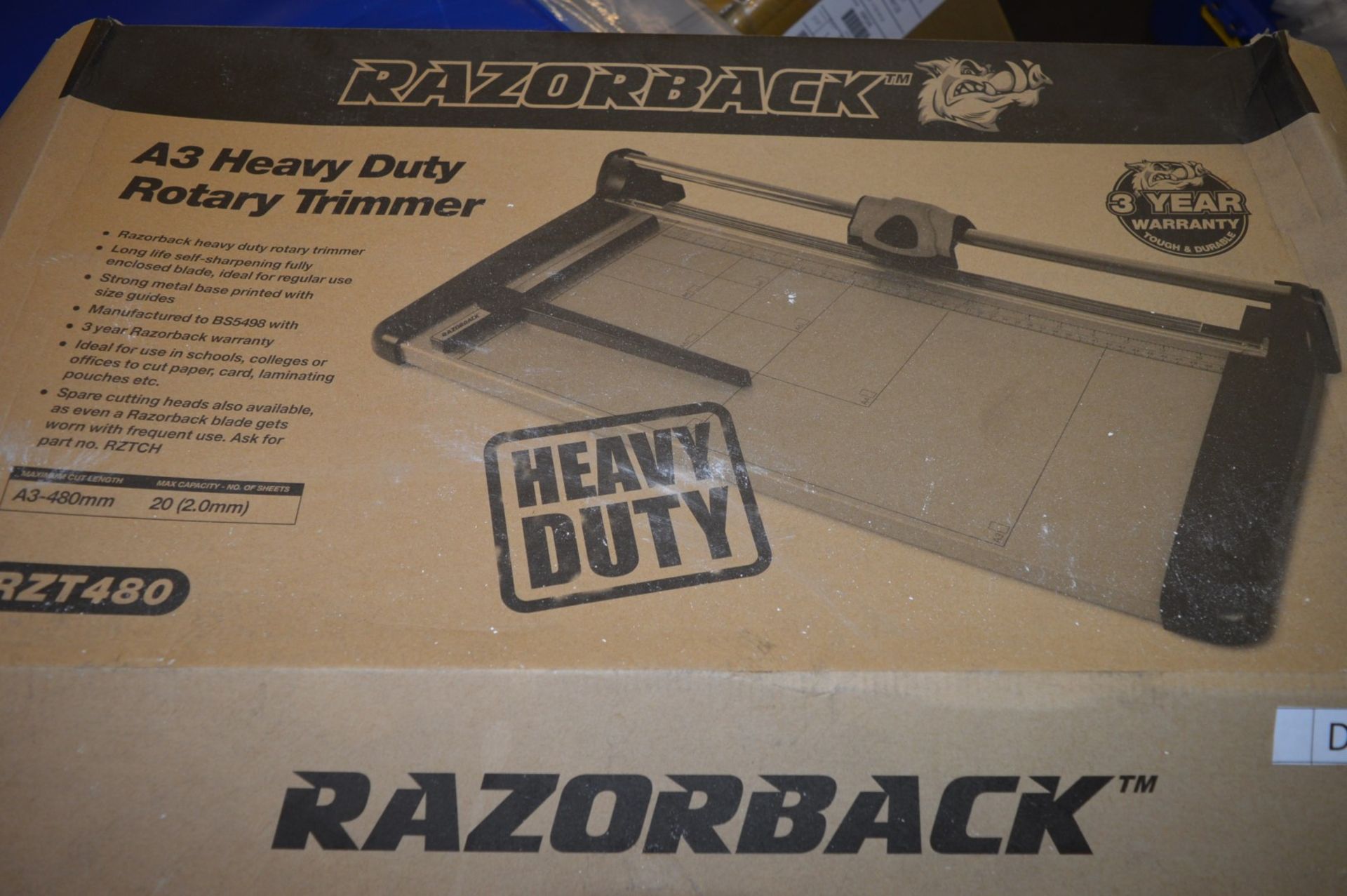 1 x Razorback A3 Heavy Duty Rotary Paper Trimmer - Unused in Original Box - Self Sharpening - Strong - Image 2 of 7