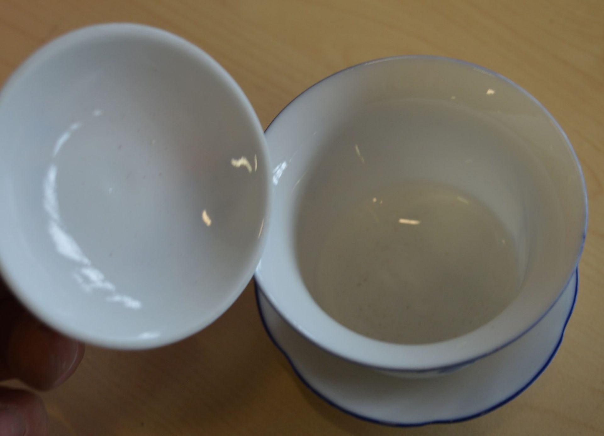 20 x Oriental Cups With Saucers and Lids - Elegant Porcelain Cups / Pots With Fitted Lid and - Image 6 of 6
