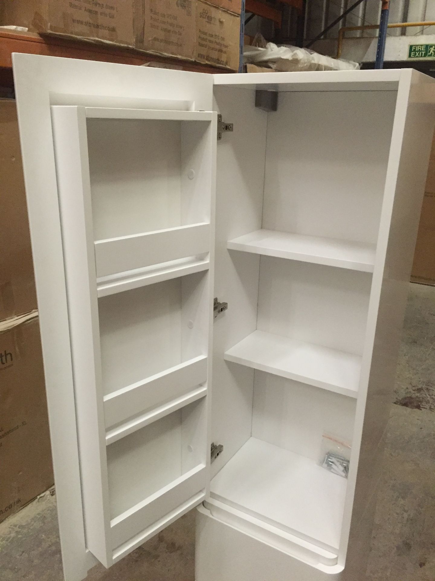 1 x White Gloss Storage Cabinet 155 - B Grade Stock - Ref:ASC41-155 - CL170 - Location: Nottingham N - Image 6 of 6