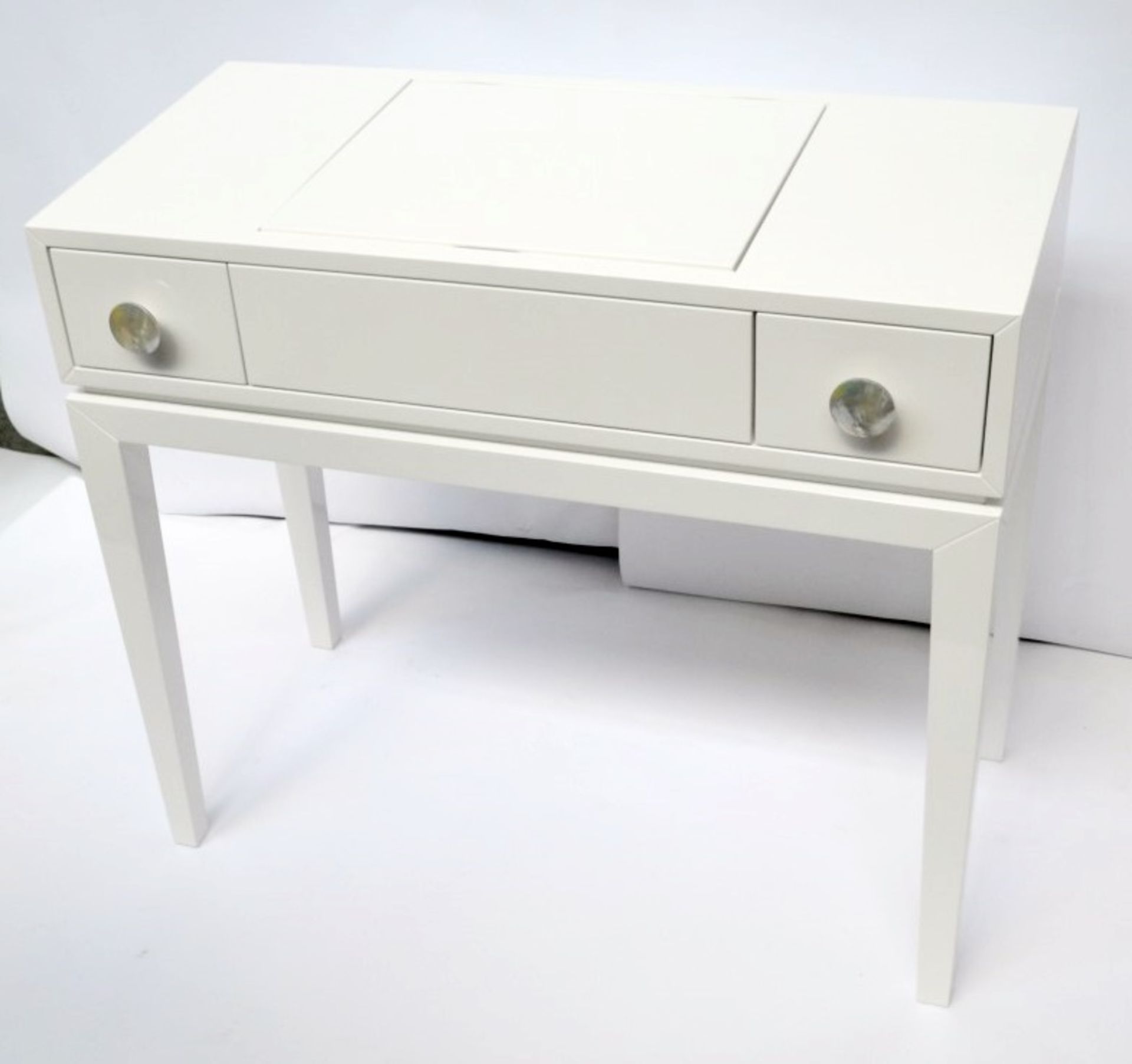 1 x FRATO Chicago Dressing Console - White Lacquered - Dimensions: H75 x W85 x D40cm - Ref: