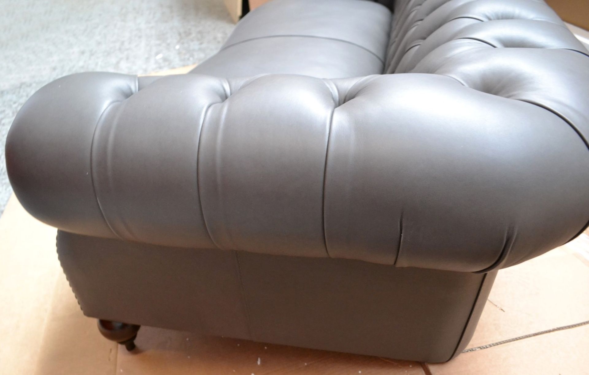 1 x BAXTER Diana Chester Sofa Upholstered In A Rich Grey Leather - Italian Made - Dimensions: - Image 6 of 7