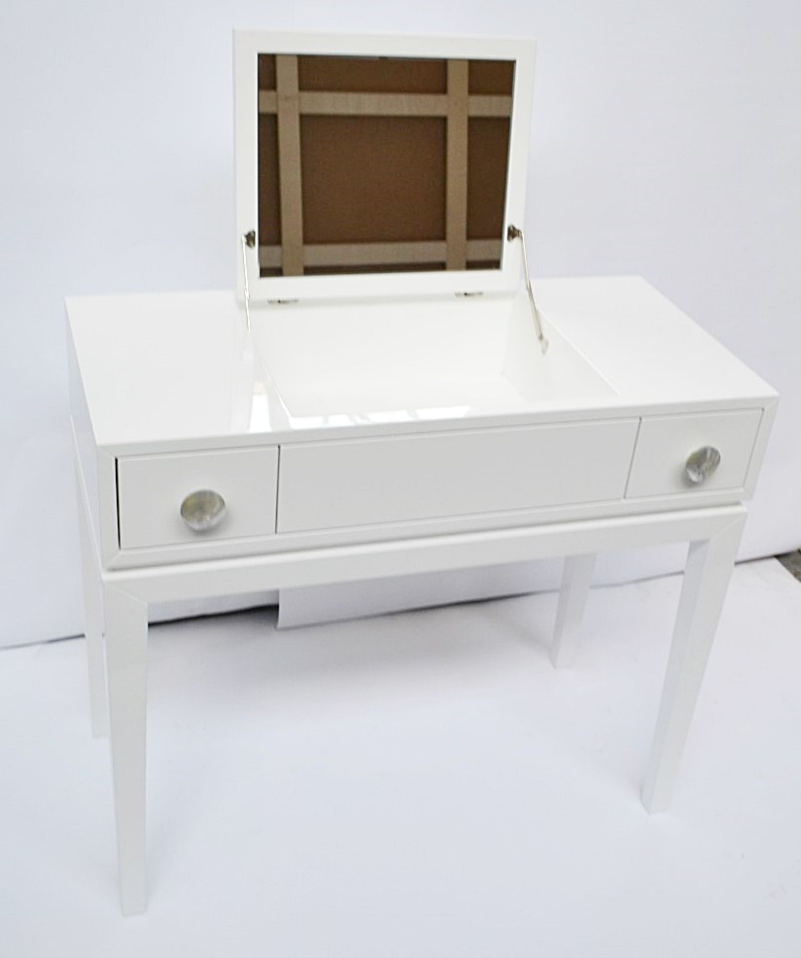 1 x FRATO Chicago Dressing Console - White Lacquered - Dimensions: H75 x W85 x D40cm - Ref: - Image 3 of 6