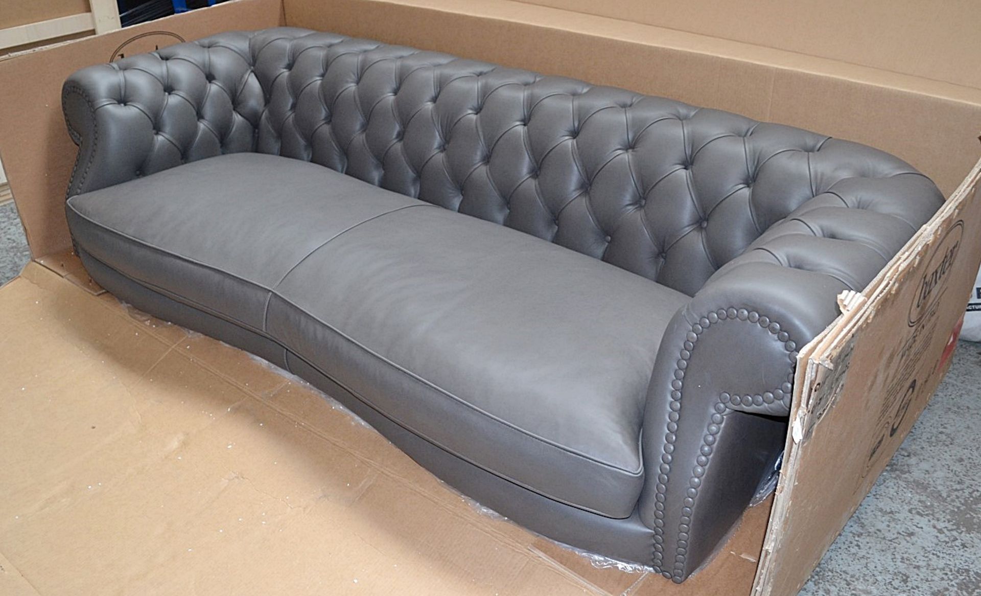 1 x BAXTER Diana Chester Sofa Upholstered In A Rich Grey Leather - Italian Made - Dimensions: - Image 4 of 7