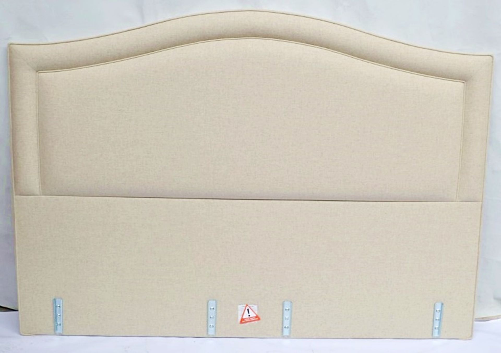 1 x VISPRING Vs Artemis Headboard - Colour: Cream - Dimensions: W182 x H129 x D5cm - Ref: