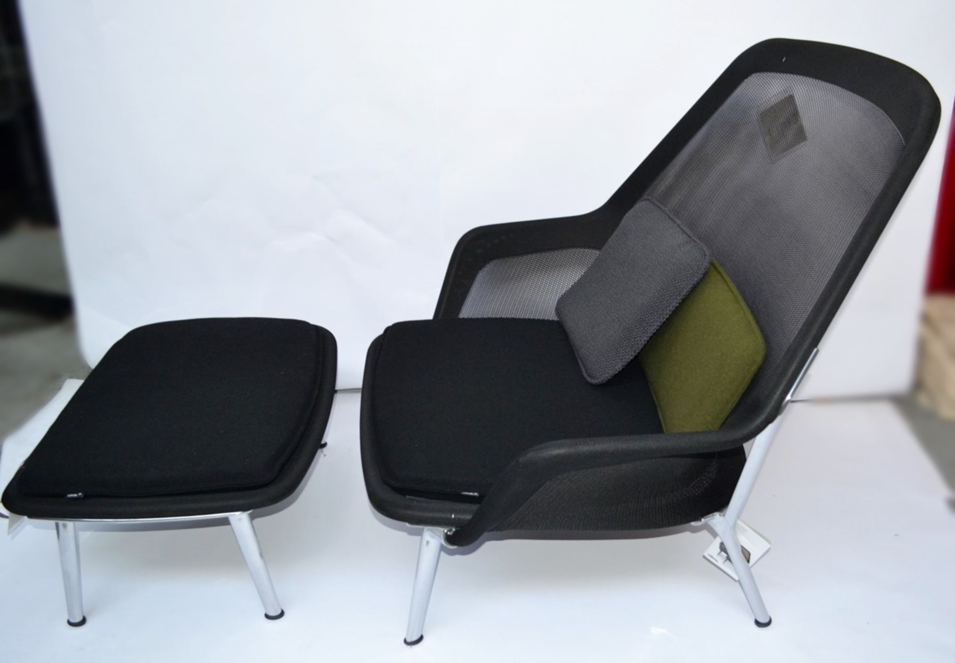 1 x VITRA Slow Chair & Ottoman With Cushions - Colour: Black & Chrome - Ref: 4708962 - CL087 - - Image 4 of 6