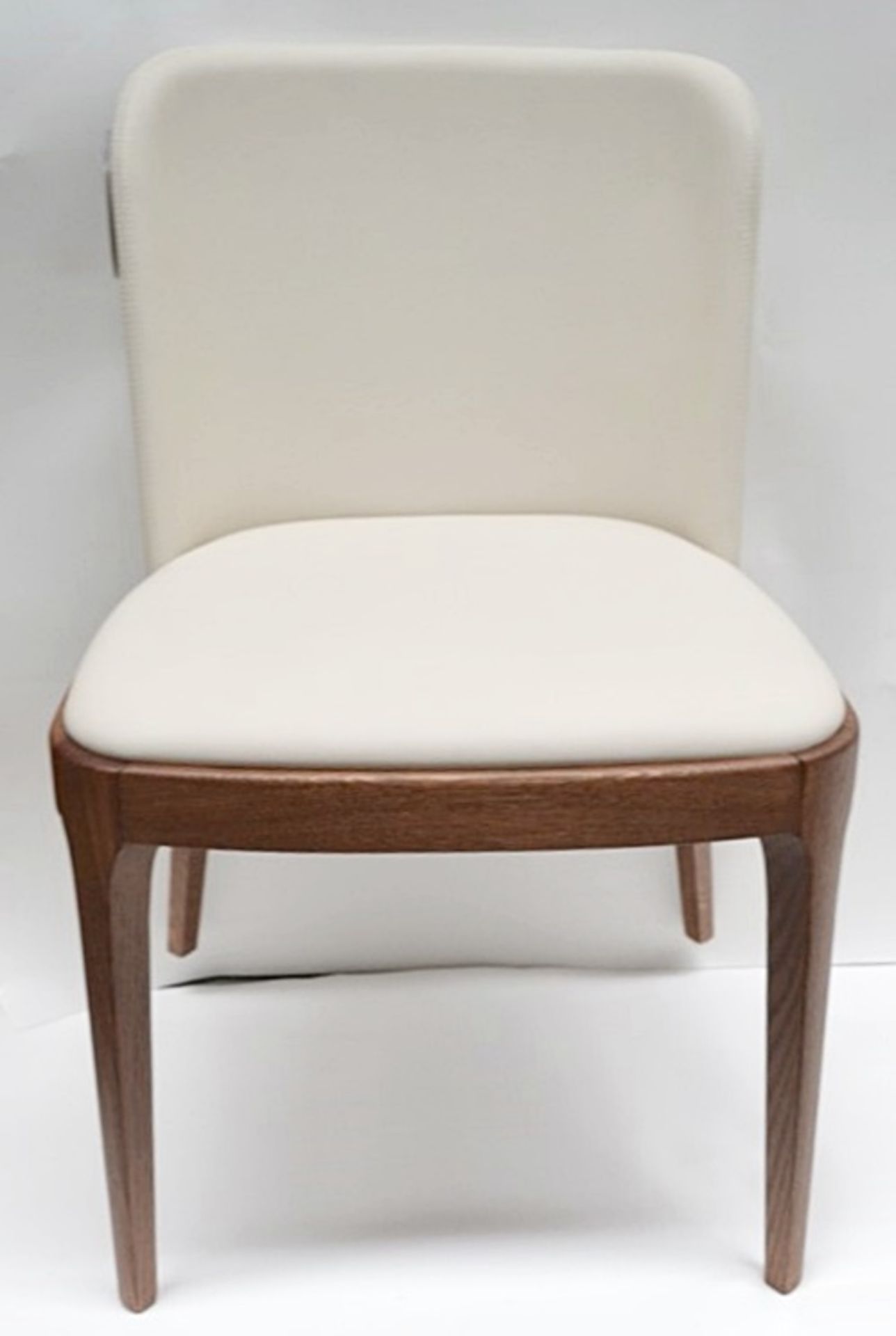 4 x Matching CATTELAN "Magda" Leather & Oak Chairs - Dimensions: w:53 d:55 h:81cm (seat height 48cm) - Image 4 of 7