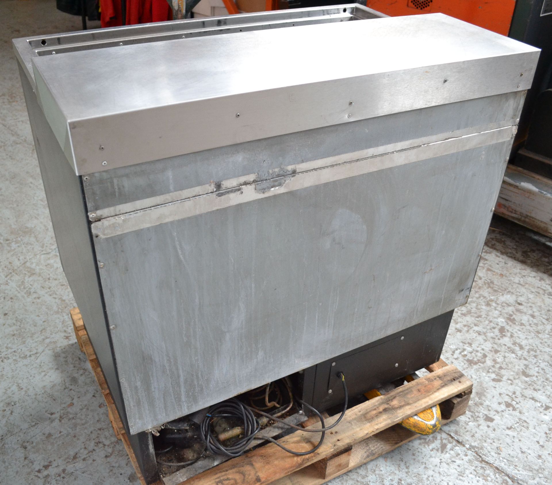 1 x IMC BK90 Series 2 Top Loading Bottle Cooler - Ref :NCE003 - CL007 - Location: Altrincham - Image 15 of 17