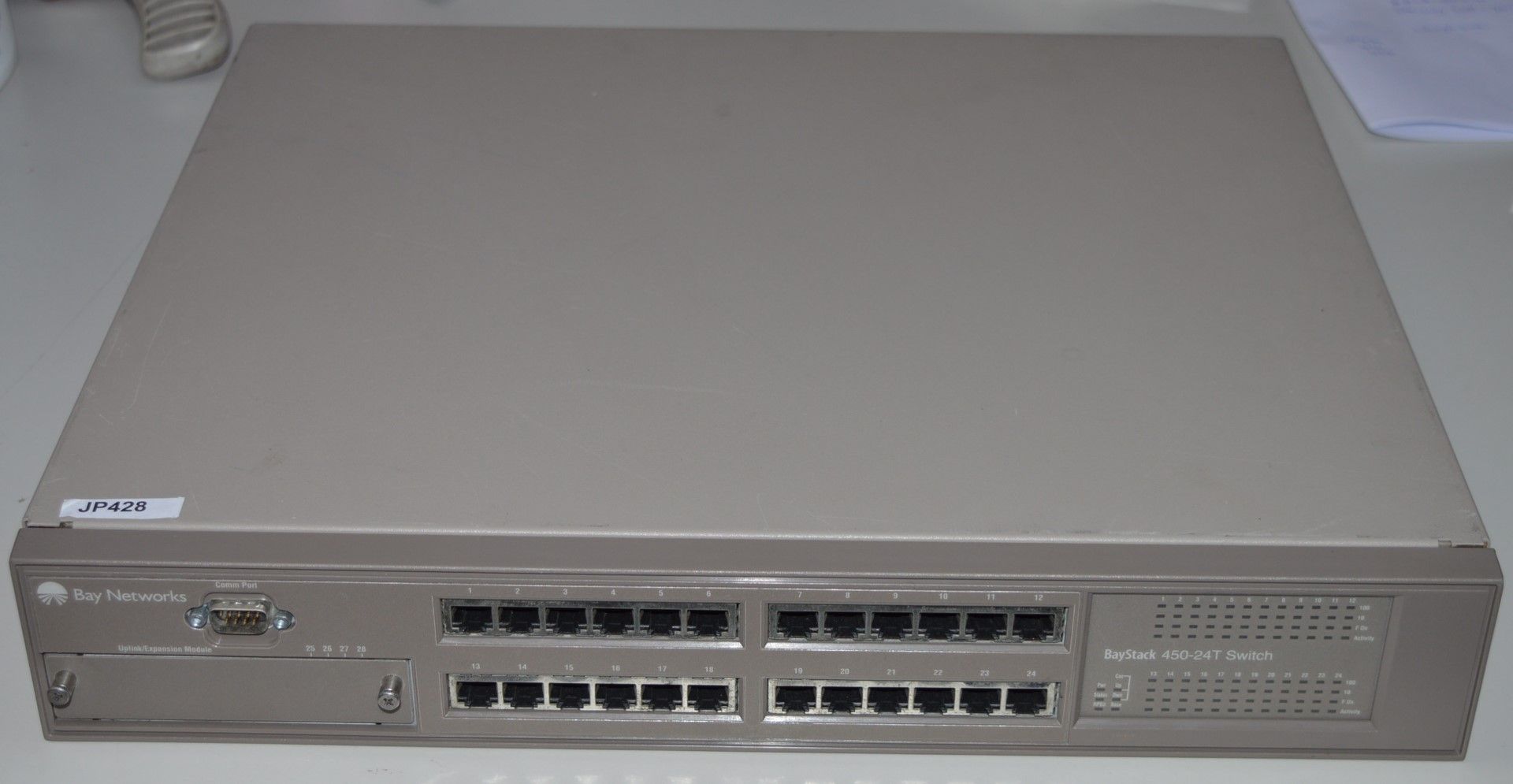 1 x Baystack 450-24T Network Switch - CL011- Ref JP428 - Location: Altrincham WA14