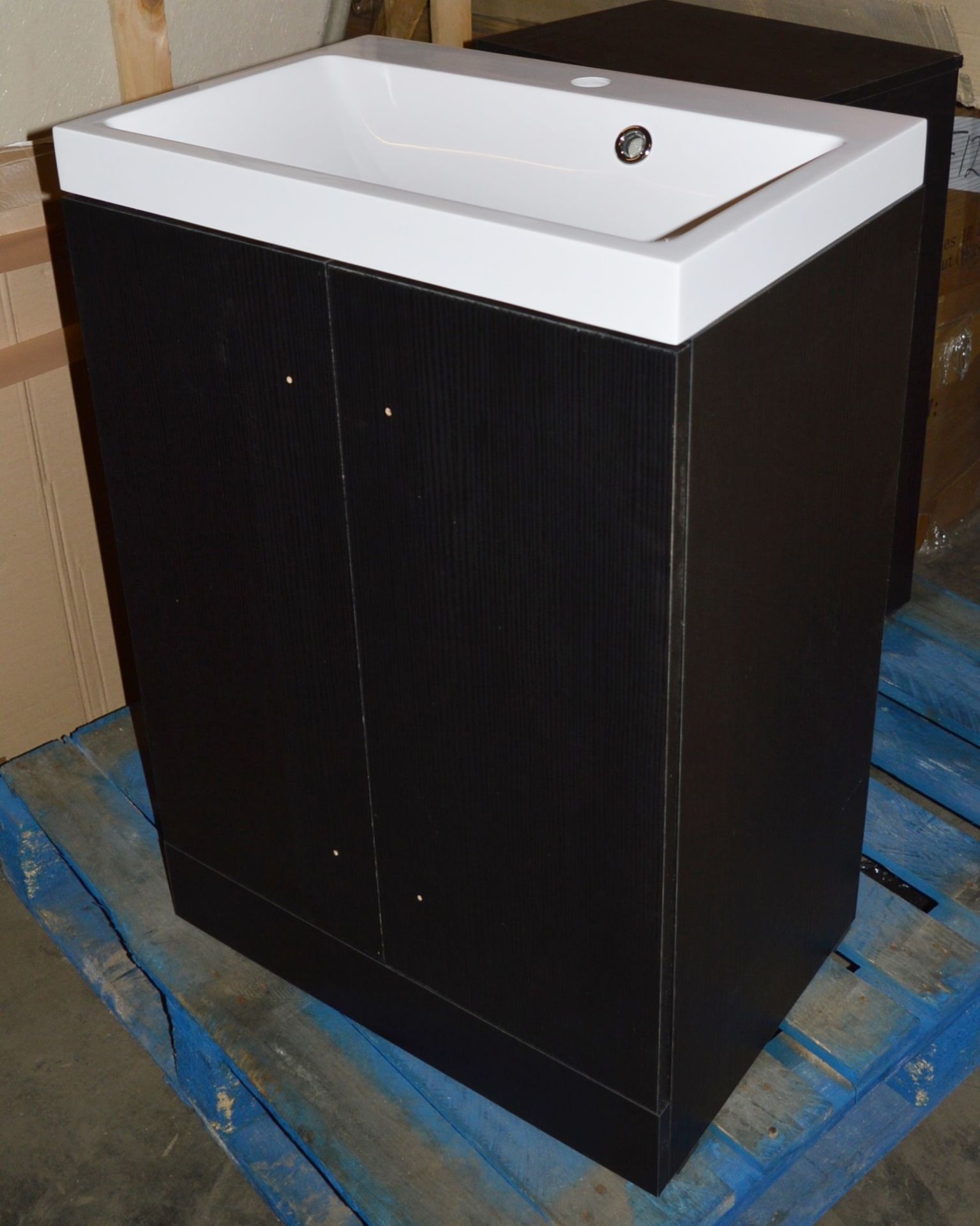 1 x Drift Essen Grey 2 Door Floor Mounted Cabinet With Sink Basin and Satin Chrome Handles - - Image 3 of 9